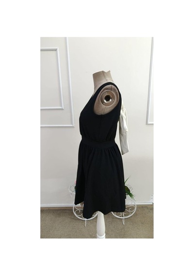 Butik İstanbul Kadın Askılı Kruvaze Yakalı Arkası Fiyonk Detaylı Kısa Janjan Krep Elbise Beyaz Butik İstanbul Kadın Askılı Kruvaze Yakalı Arkası Fiyonk Detaylı Kısa Janjan Krep Elbise Beyaz