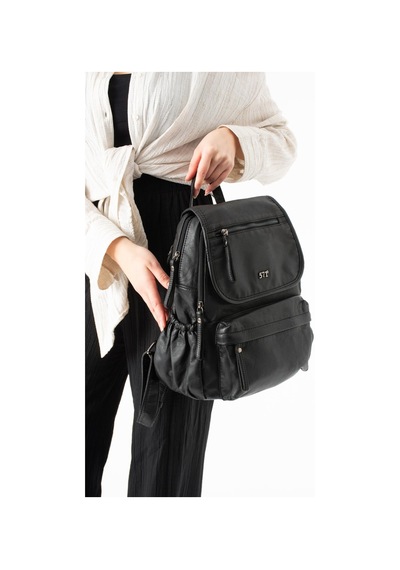 571 Collections Yıkanmış Deri Sırt Çantası Siyah Model: 571-14-11m
