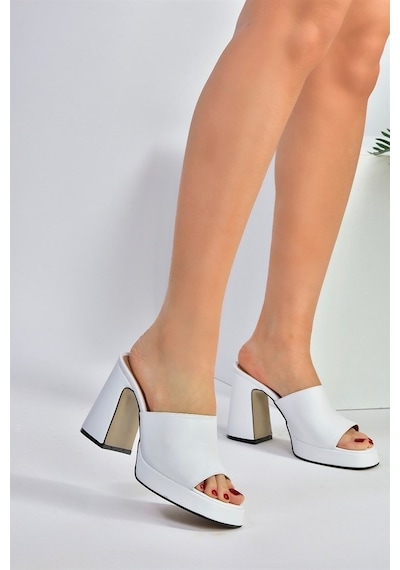 Fox Shoes Beyaz Kalın Topuklu Kadın Terlik M404100409