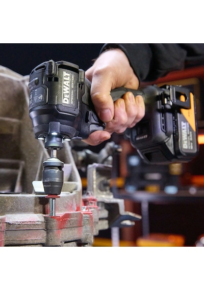 Dewalt DCF86MP2T 18V 5.0AH Li-Ion Mclaren Akülü Darbeli Vidalama Seti Yeni Seri
