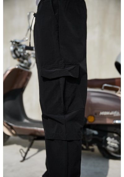 Fitgiyim Siyah Renk Paraşüt Kumaş Baggy Erkek Pantolon-1548 Siyah Fitgiyim Siyah Renk Paraşüt Kumaş Baggy Erkek Pantolon-1548 Siyah