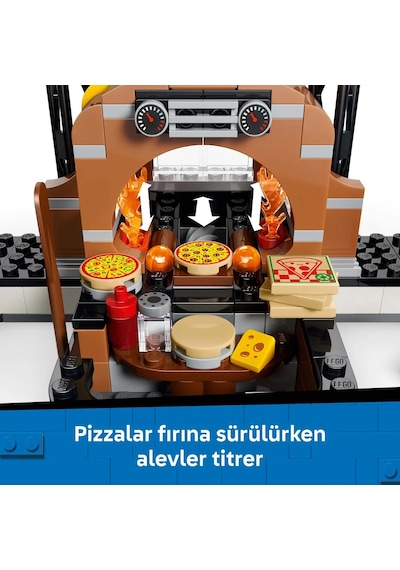 LEGO® City Araçlarla Pizza Dağıtım Deneyimi 60496 - 6 Yaş ve Üzeri Çocuklar için 4 Minifigür İçeren Oyuncak Yapım Seti (494 Parça)