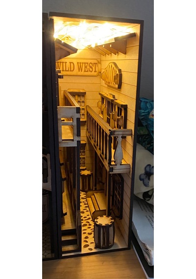 Book Nook Vahşi Batı Kitap Tutucu Dıy Kendin Yap