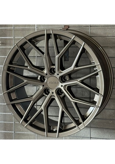 5 114,3 19 8.5-9.5 Et35-40 Ch73.1 Gloss Bronz Arceo Valencia