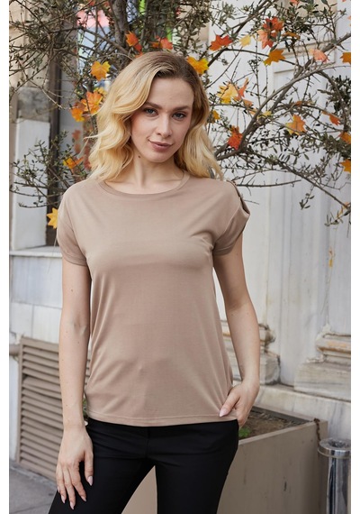 Jument Kadın Modal Penye Geniş Sıfır Yaka Düşük Omuzlu Apoletli Kısa Kol T-shirt Bluz-camel CAMEL Jument Kadın Modal Penye Geniş Sıfır Yaka Düşük Omuzlu Apoletli Kısa Kol T-shirt Bluz-camel CAMEL
