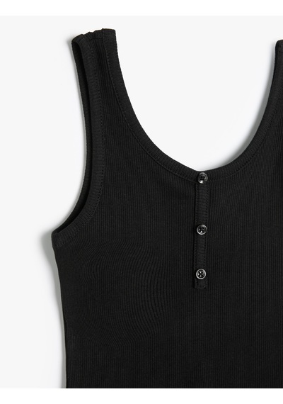Koton Crop Atlet Kolsuz Kalın Askılı U Yaka Düğme Detaylı Siyah 4skg30009ak Siyah