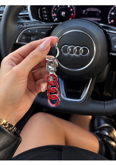 Audi İle Uyumlu Metal Kırmızı Anahtarlık Aksesuar Sline Quatro A1 A3 A4 A5 A6 A7 Q1 Q3 Q5