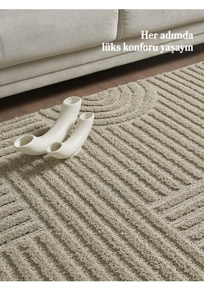 Yumuşak Peluş Tüylü İskandinav Desenli Kabarık Bukleli Bej Renkli Halı Bej