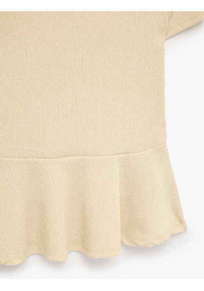 Koton Bürümcük Kumaş Slim Fit Kısa Kollu Bisiklet Yaka Volanlı Peplum Kesim Tişört Bej 6sak50383ek Ekru