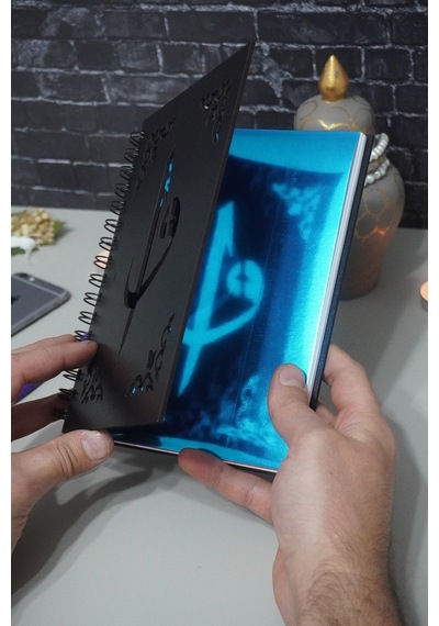 Elif Vav Siyah Ahşap Kapaklı Defter - Ajanda - Günlük - Dini Çizgisiz Defter - A5 Notebook
