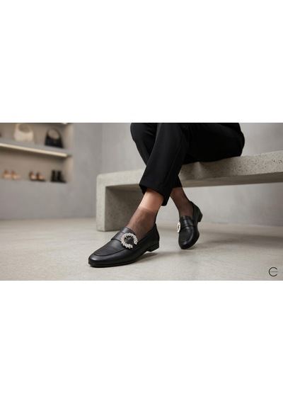 Venüs 26484214 Kadın Taş Toka İnce Taban Loafer Ayakkabı Siyah
