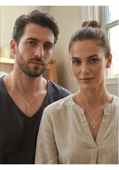 Unisex Gümüş Haç Kolye Minimalist Çelik Zincirli Erkek & Kadın Şık Cross Necklace Trend Aksesuar H002