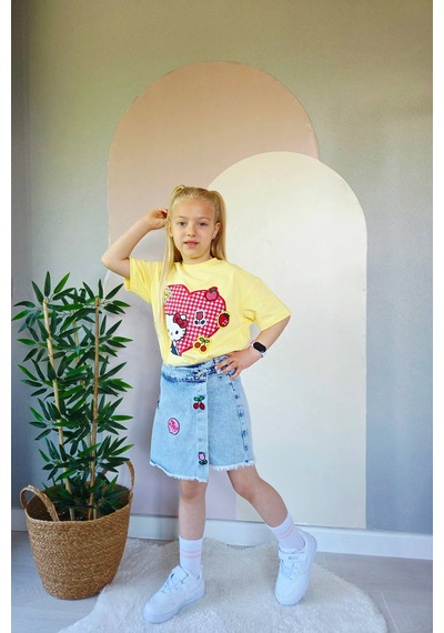 Superbaby Kız Çocuk Hello Kitty Temalı İkili Takım - Krem Nakışlı Tişört Ve Aksesuarlı Denim Şort Etek Kombini Sarı Superbaby Kız Çocuk Hello Kitty Temalı İkili Takım - Krem Nakışlı Tişört Ve Aksesuarlı Denim Şort Etek Kombini Sarı