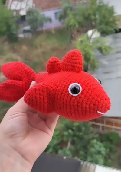 Örme Kırmızı Balık Oyuncak Amigurumi Kırmızı 20 CM
