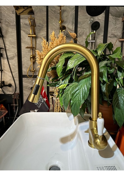İsaoğlu Yapı Mat Gold Spiralli Evye Bataryası Mat Altın Uzayan Sistem Armatür Vintage Tasarım Gold