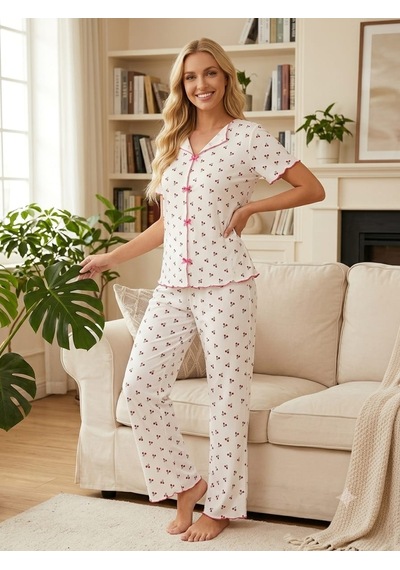 Kadın Kısa Kollu Yumuşak Tuşe Yazlık Likralı Kaşkorse Kumaş Pijama Takım Beyaz Kiraz