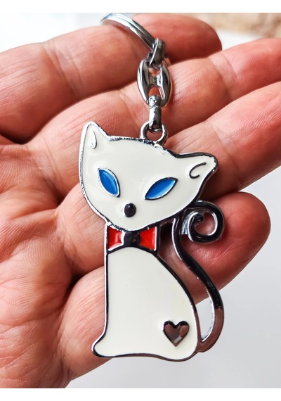 Moncuk Design Mavi Gözlü Kırmızı Papyonlu Beyaz Kedi Metal Anahtarlık