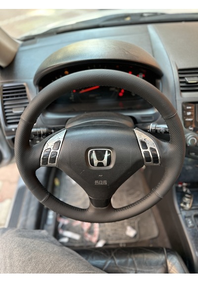 Honda Accord Araca Özel Direksiyon Kılıfı Derisi Sökülüp