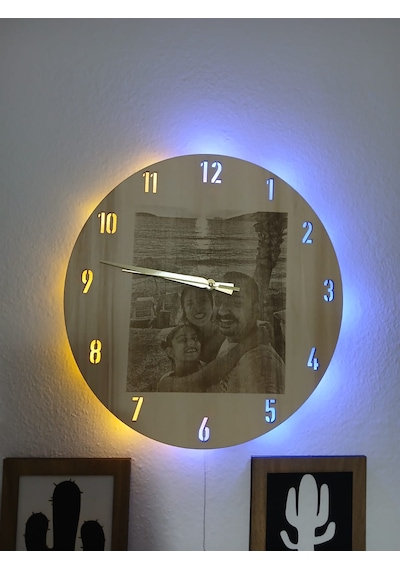 Kişiye Özel Fotoğraflı Ahşap Duvar Saati Led Işıklı Açık Ahşap