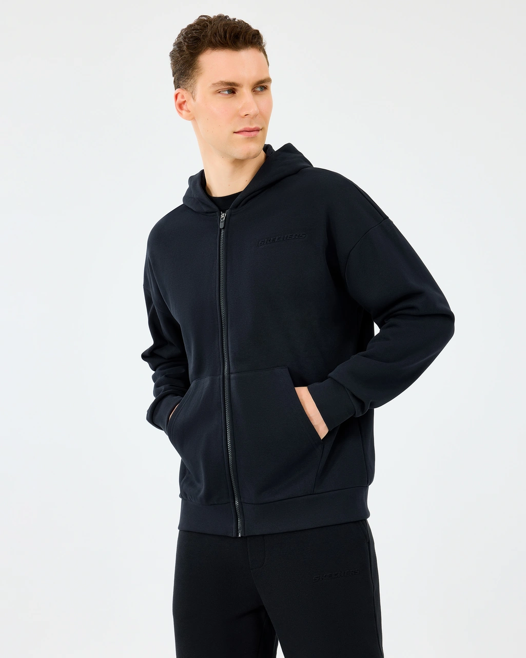 Skechers M Essential Full Zip Hoodie Sweatshirt Erkek Siyah Sweatshirt S2610014-3817 Siyah
