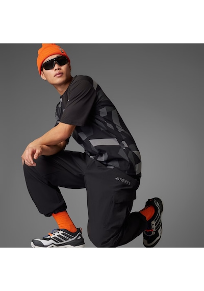 Black Adidas Erkek Koşu - Yürüyüş Eşofman Altı Cargo Pants Jf3715 Siyah