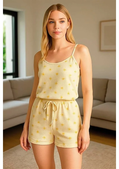 Ang Butik Kadın Sarı Üstüne Desenli Askılı Şortlu Pijama Takımı