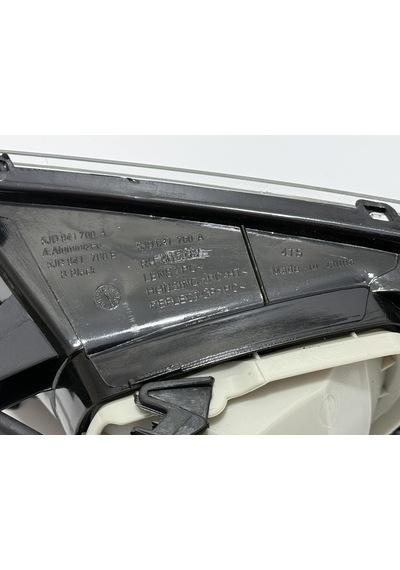 Skoda Fabia Halojen Sis Lambası 5jd941700a Sağ