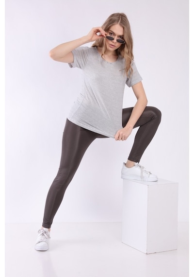 Neslice Kadın Basic Yaka Kısa Kol T-Shirt
