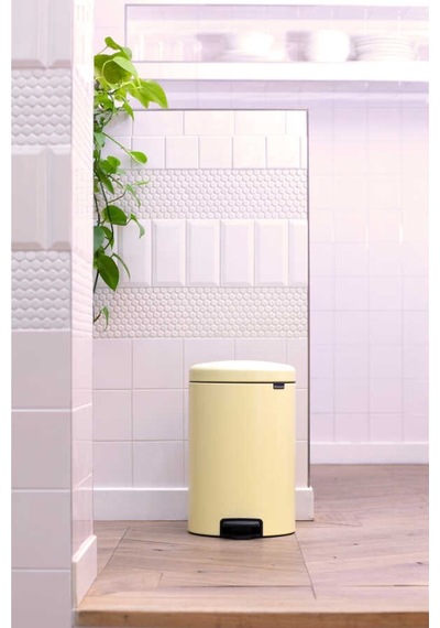Brabantia Newıcon Mellow Yellow Pedallı Çöp Kutusu 20lt Sarı