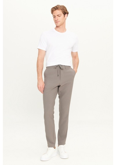 AC&Co / Altınyıldız Classics Erkek Antrasıt Slim Fit Dar Kesim Beli Bağlamalı Çizgili Yan Cepli Casual Jogger Pantolon Antrasit AC&Co / Altınyıldız Classics Erkek Antrasıt Slim Fit Dar Kesim Beli Bağlamalı Çizgili Yan Cepli Casual Jogger Pantolon Antrasit