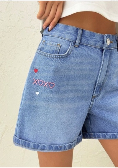 Kene Jeans Bacak Nakışlı Mavi İşlemli Kısa Kot Şort Mavi İşlemli