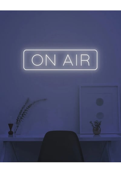 On Aır Yazılı Neon Tabela Beyaz