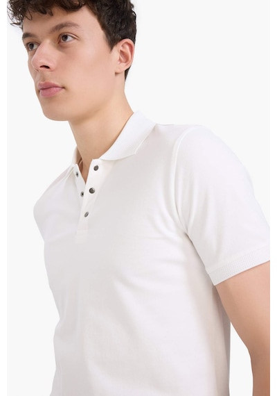 DeFacto Slim Fit Dar Kesim Polo Yaka Kısa Kollu Dokulu Basic Düz Tişört T5259AZ25SMWT32