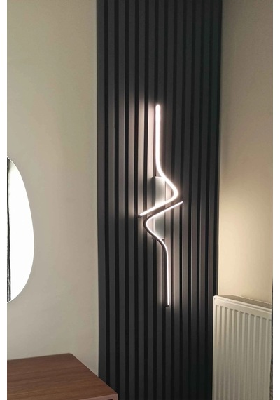 Dekoratif 40w Iç Mekan Gold Kasa 3 Renkli Işık Elektrikli 115 Cm Duvar Aplik 1 Adet Siyah