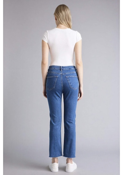 Defacto Crop Flare Fit Düşük Bel Bilek Boy Jean Yıkamalı Pantolon G2217ax25wnnm28 Mavi Defacto Crop Flare Fit Düşük Bel Bilek Boy Jean Yıkamalı Pantolon G2217ax25wnnm28 Mavi