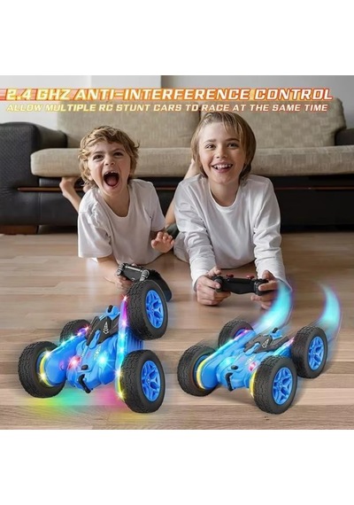 Oyuncak Uzaktan Kumandalı 4 Teker Akrobat Araba 360 Rotasyon Şarjlı Led Işıklı Yeşil