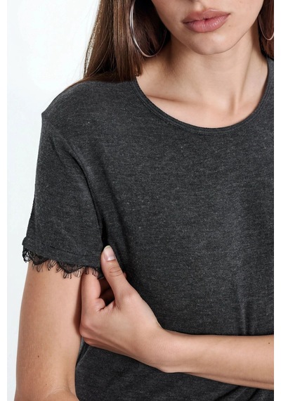 Hiccup Busem Aksesuar Detaylı Düz Yaka T-shirt Koyu Gri