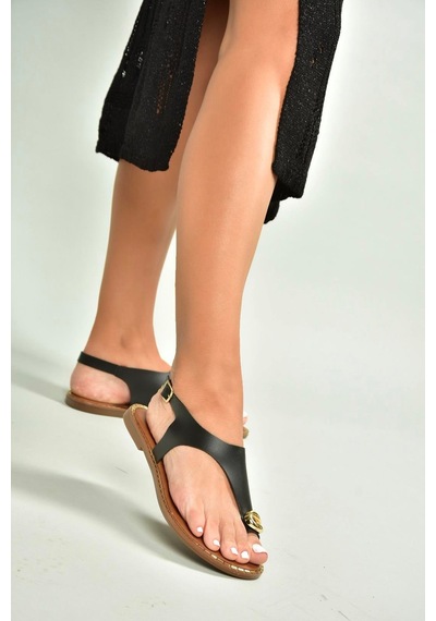 Fox Shoes U652227109 Siyah Kadın Sandalet Siyah-suni Deri