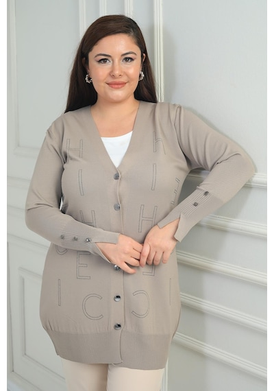 By Saygı Kadın Kolları Düğme Detaylı Taş Harf Baskılı Soğuk İplik Büyük Beden Hırka-41813 Vizon By Saygı Kadın Kolları Düğme Detaylı Taş Harf Baskılı Soğuk İplik Büyük Beden Hırka-41813 Vizon