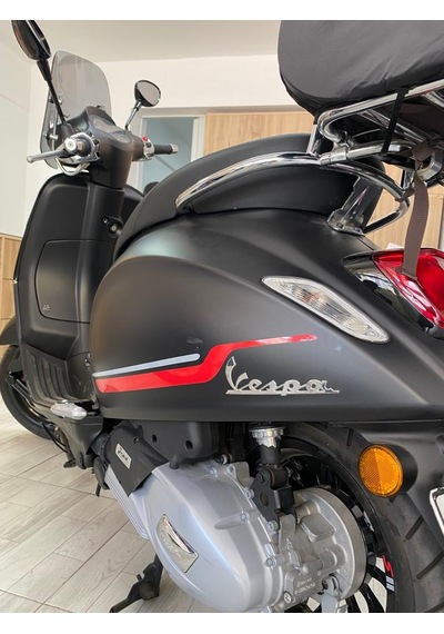 VESPA SPRİNT 150 STİCKER