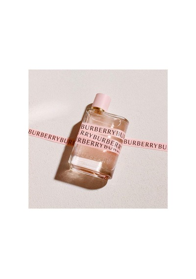 Burberry Her Edp 50 Ml Kadın Parfüm 1 Paket 1 X 50 Ml Diğer