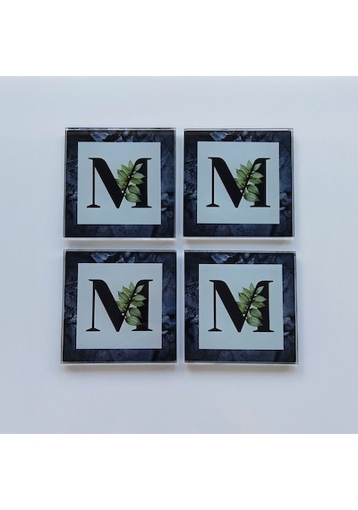 Decorita Cam Bardak Altlığı M Harfli Tasarım 4'lü Takım 10 x 10 CM Çok Renkli