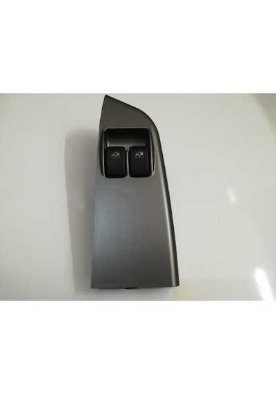 Kıa Bongo Ön Sol Cam Düğmesi Çiftli 04 93570 4e000