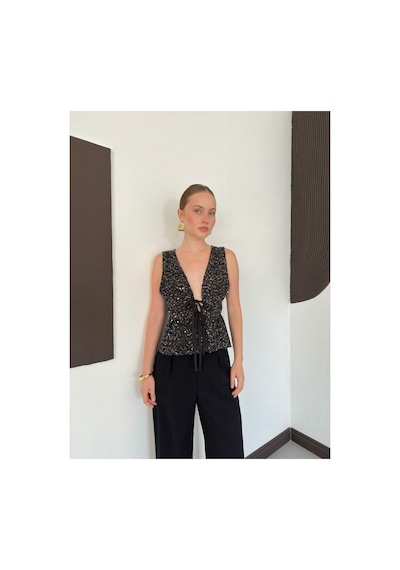 Verymoda V Yaka Belden Bağcıklı Pullu Yelek Bluz D3135 Siyah