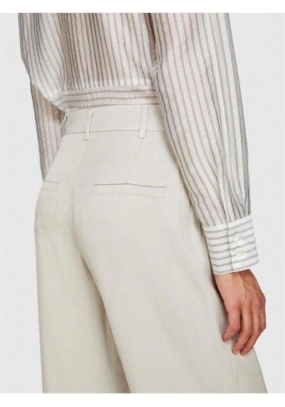 Sisley %100 Viskoz Önü Pileli Geniş Paça Pantolon Kadın Bej Pantolon - 324p49nmlf057
