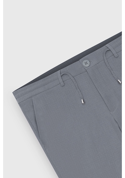 AC&Co / Altınyıldız Classics Erkek Grı Slim Fit Dar Kesim Beli Bağlamalı Yan Cep Gofre Desenli Pantolon Gri