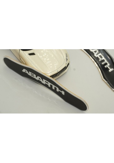 Abarth Logo Kaliper Üstü 3M 3D Metal Logo Arma Amblem Seti