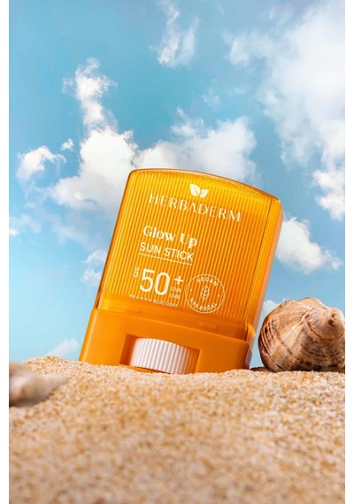 Glow Up, Tüm Ciltler İçin Leke Karşıtı & Aydınlatıcı 50+ Spf Stick Güneş Koruyucu 19 Gr