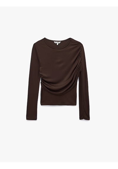 Koton Uzun Kollu Slim Fit Drape Detaylı Tişört Kahverengi 7wal10312ık Kahve
