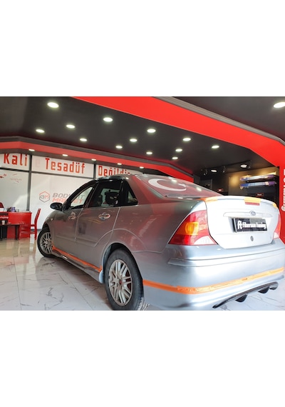 Focus1 Sedan Spoiler ---Fibersan Tuning
